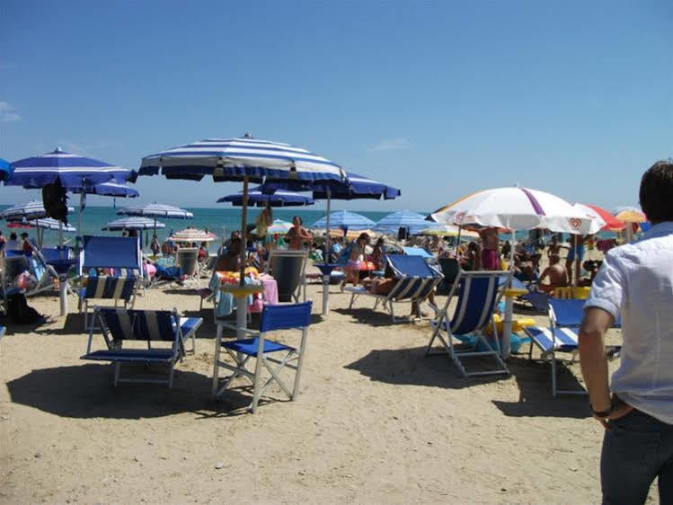 Stork Camping Village Roseto Degli Abruzzi Eksteriør bilde